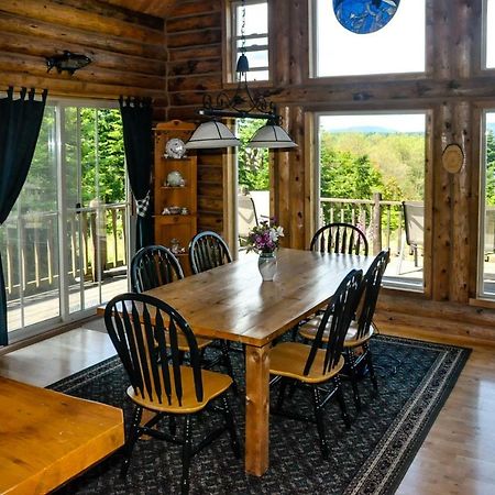 Log Home On Lopez-Spencer Spit Port Stanley Exterior foto